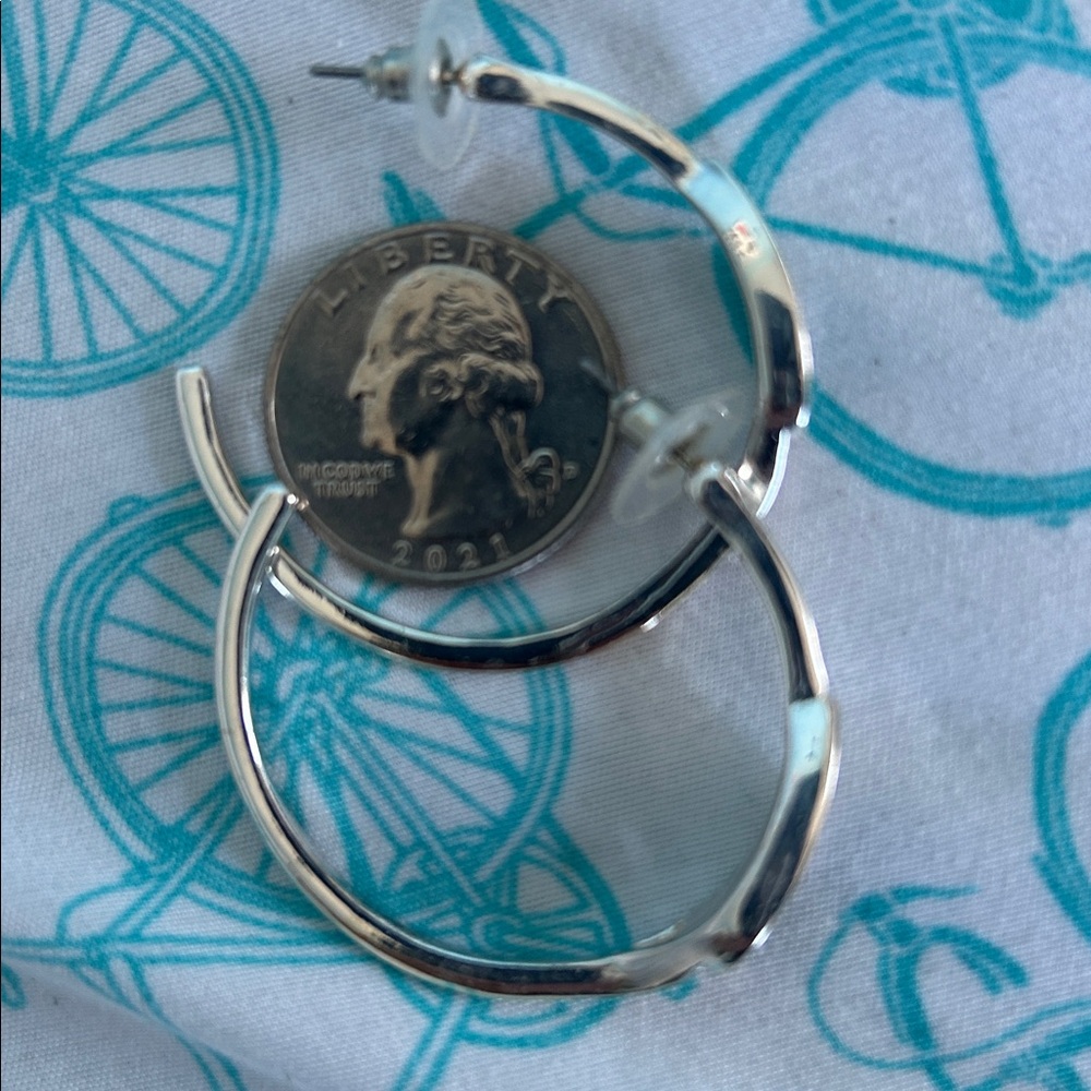 Silver hoops w/teal ✨Bundle Deal✨ - Picture 5 of 6